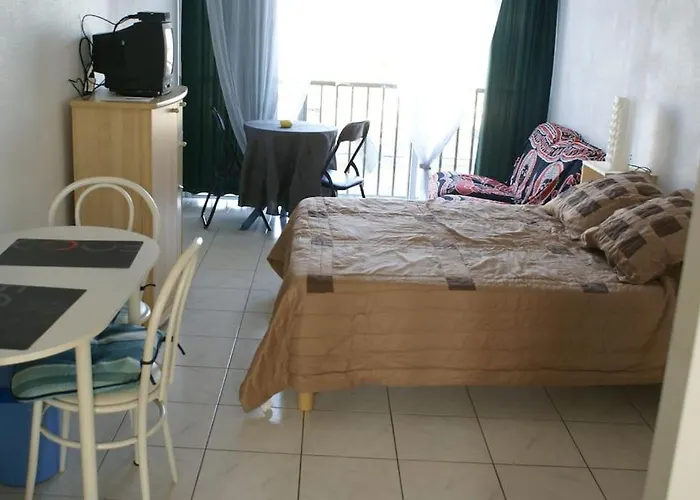 46, Heliopolis Fgh Au Village Naturiste Apartament